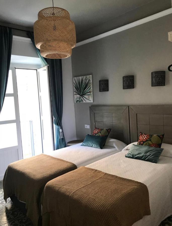 Monna Flats Arenal 1 Apartment Севиля Екстериор снимка